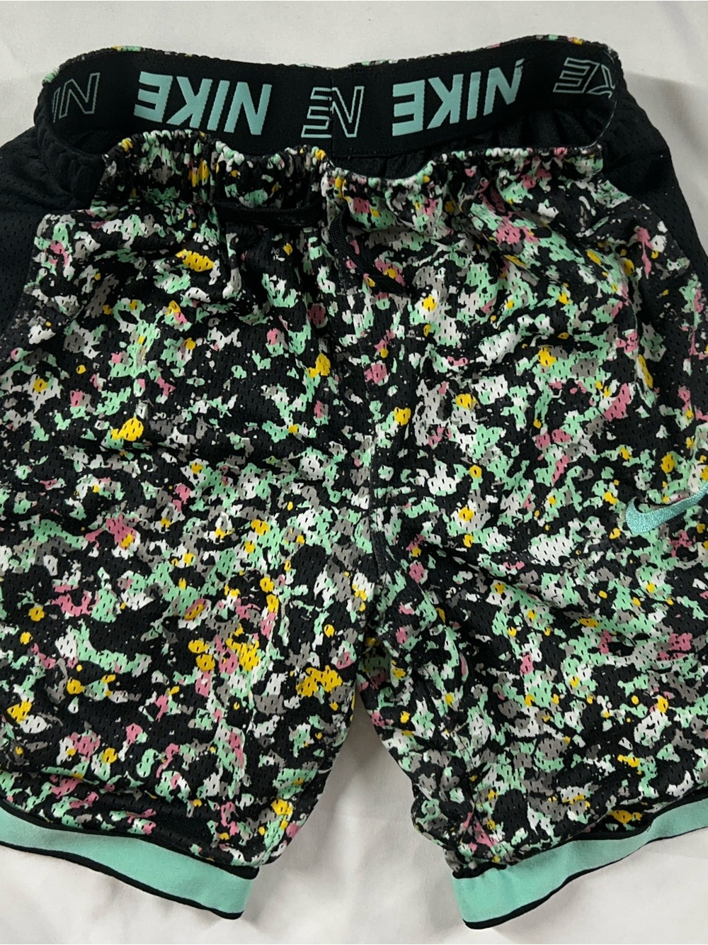 Nike Dri-FIT Kids L Paint Splatter Mesh Basketball Shorts CJ7612-010